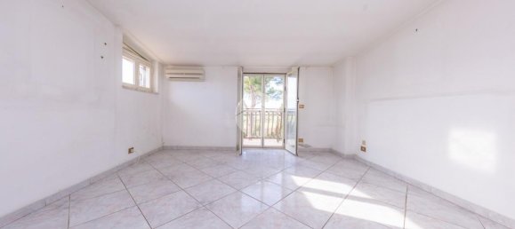 Apartamento de 5 divisões em Guidonia Montecelio, Italy N.º 4773 27