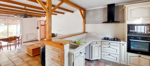 Дом с 3 спальнями в Юзес, Франция № 278689 9