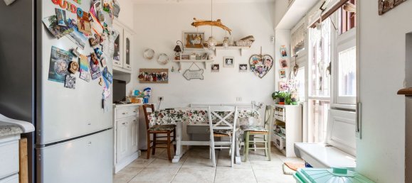 6 rooms Apartment in Rome, Italy No. 273795 17