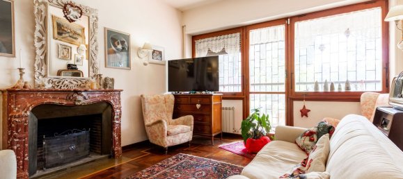 6 rooms Apartment in Rome, Italy No. 273795 9