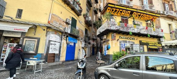 1 Schlafzimmer Wohnung in Naples, Italy, Nr. 354541 2