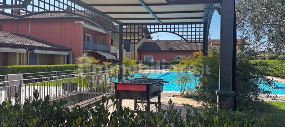 2 bedrooms House in San Felice del Benaco, Italy No. 299095 32