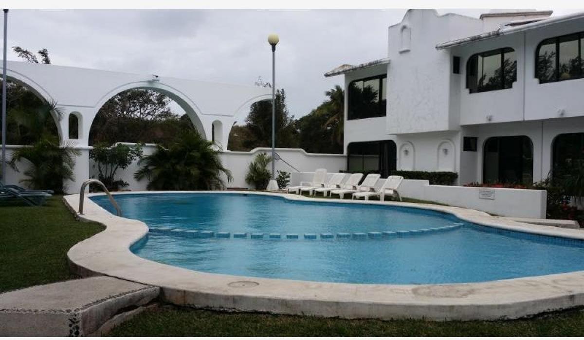 Casa de 3 dormitorios en Tijuana, Mexico No. 149663