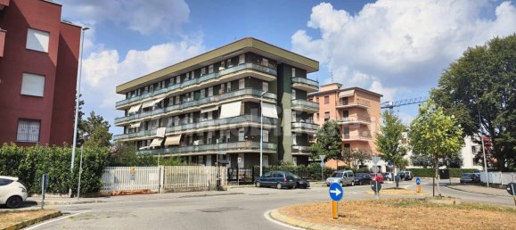 1 bedroom Apartment in Monza, Italy No. 225638 8