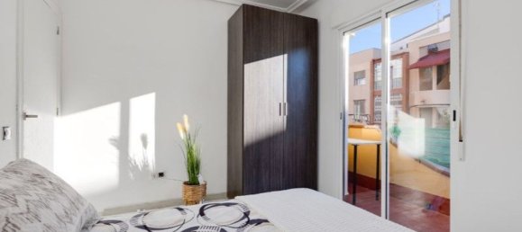 1 bedroom Apartment in Torrevieja, Spain No. 151019 17