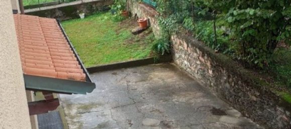 2 rooms Apartment in Besano, Italy No. 52158 9