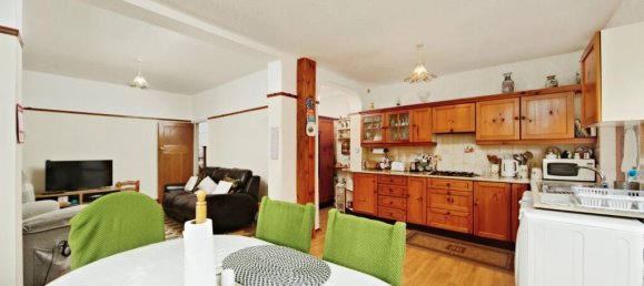 3 bedrooms Commercial property in London, United Kingdom No. 11578 5