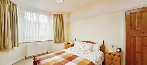 3 bedrooms Commercial property in London, United Kingdom No. 11578 9