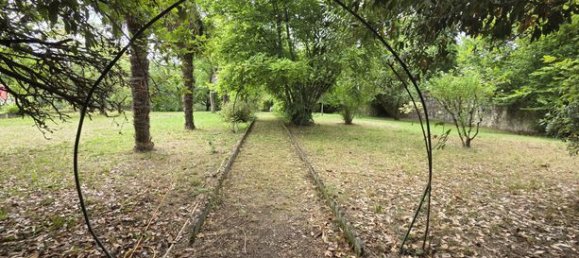 Casa de 7 dormitorios en Lauzun, France No. 308418 2
