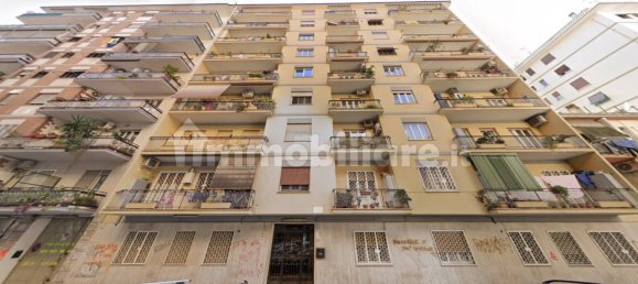 1 bedroom Apartment in Rome, Italy No. 350270 2