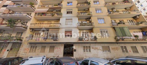 1 bedroom Apartment in Rome, Italy No. 350270 4