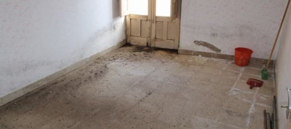 Дом с 3 комнатами в Чанчана, Италия № 161821 10