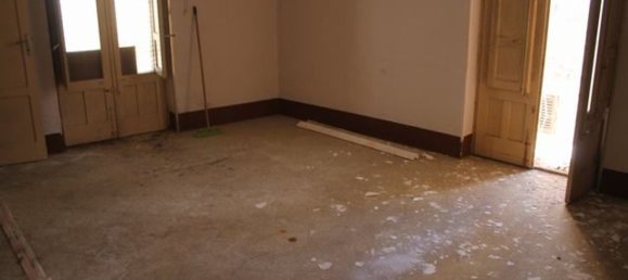 Дом с 3 комнатами в Чанчана, Италия № 161821 7