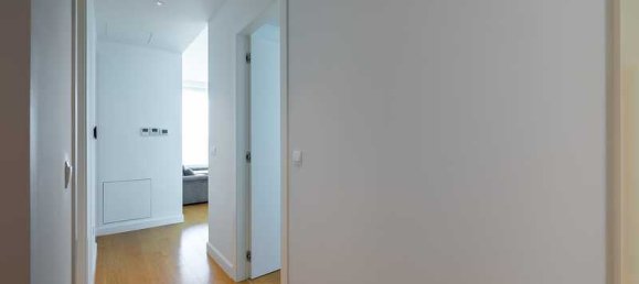 2 bedrooms Apartment in Limassol, Cyprus No. 11042 3