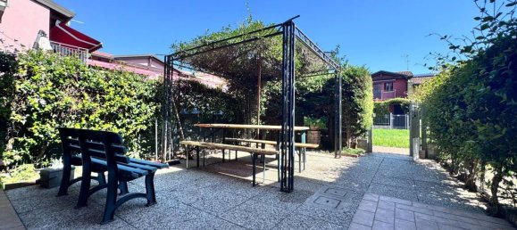 5 bedrooms House in Legnago, Italy No. 352956 3