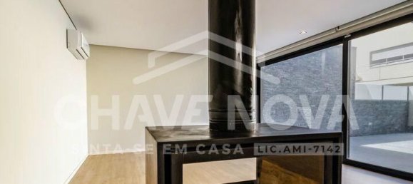 3 bedrooms House in Madalena, Portugal No. 18066 2