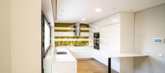 3 bedrooms House in Madalena, Portugal No. 18066 3