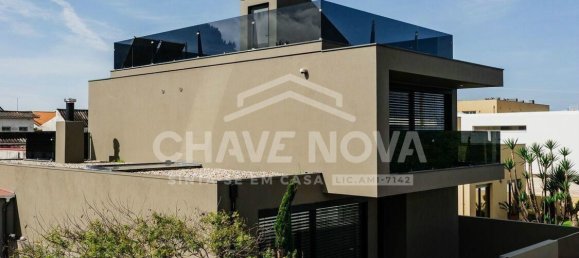 3 bedrooms House in Madalena, Portugal No. 18066 19