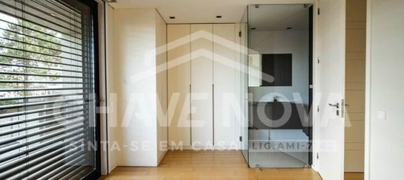 3 bedrooms House in Madalena, Portugal No. 18066 17