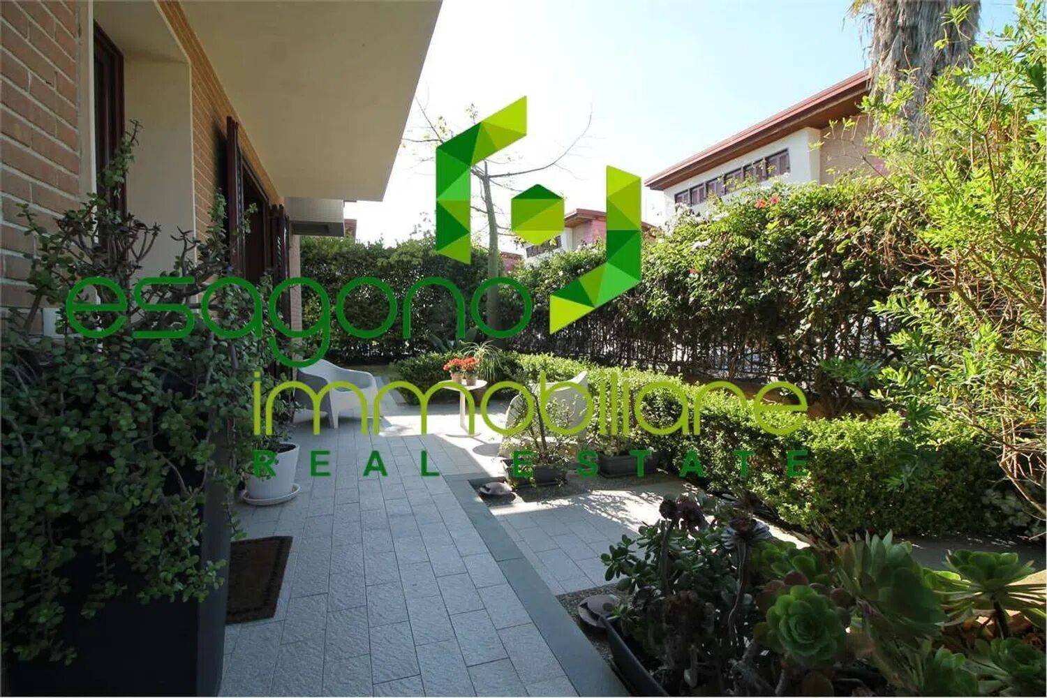 7 bedrooms Villa in Syracuse, Italy No. 356799