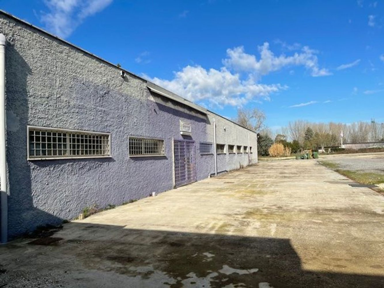 670m² Warehouse in Rome, Italy No. 158828