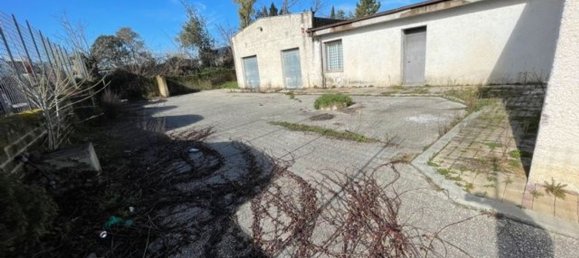 670m² Warehouse in Rome, Italy No. 158828 3