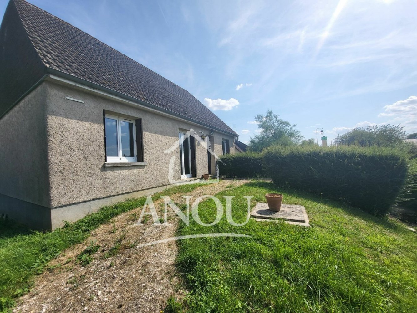 Casa de 2 dormitorios en Eure-et-Loir, France No. 235064