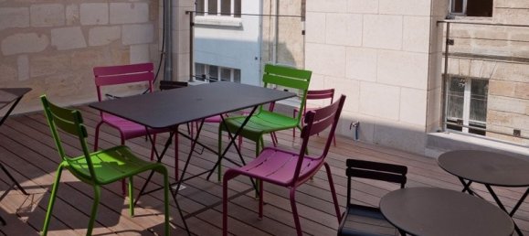 4 bedrooms Apartment in Bordeaux, France No. 298732 2