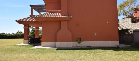 4 bedrooms Villa in Marbella, Spain No. 184404 3