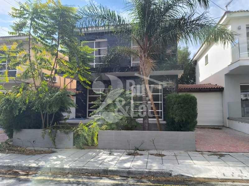 3 bedrooms House in Agios Athanasios, Cyprus No. 15625