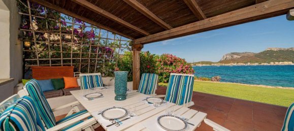 Квартира с 4 комнатами в Гольфо Аранчи, Италия № 226642 3