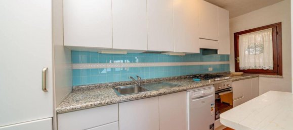 Квартира с 4 комнатами в Гольфо Аранчи, Италия № 226642 10