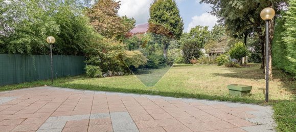 2 rooms Apartment in Siziano, Italy No. 228343 30