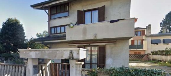 Дом с 6 комнатами в Чезано Мадерно, Италия № 7811 3