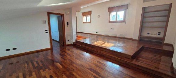 5 chambres Maison à Torri di Quartesolo, Italy No. 321736 30