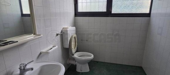 5 chambres Maison à Torri di Quartesolo, Italy No. 321736 38