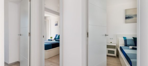 3 bedrooms Apartment in Ciutat Vella, Spain No. 28438 16