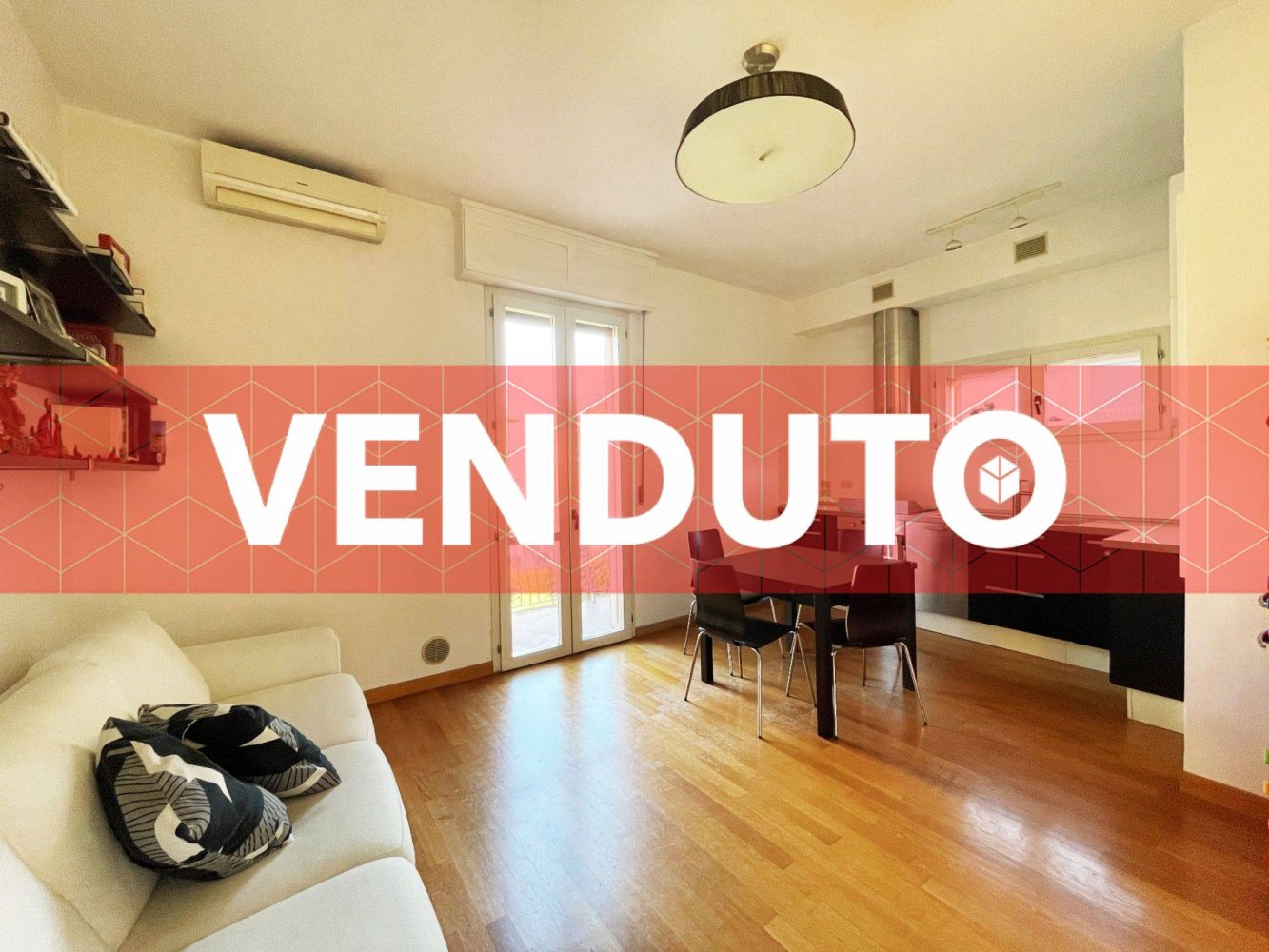 3 rooms Apartment in Casalecchio di Reno, Italy No. 22695