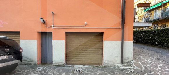 3 rooms Apartment in Casalecchio di Reno, Italy No. 22695 13