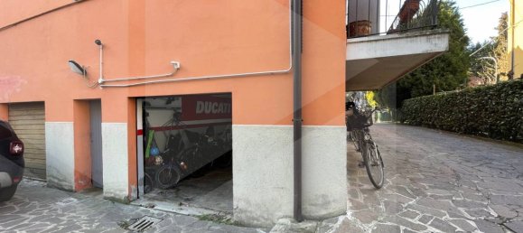 3 rooms Apartment in Casalecchio di Reno, Italy No. 22695 15