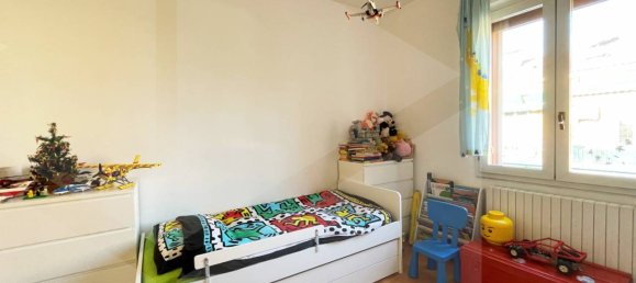 3 rooms Apartment in Casalecchio di Reno, Italy No. 22695 18