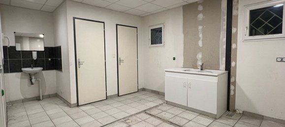 عقار تجاري في Mours-Saint-Eusebe, France 124متر مربع رقم 199663 6