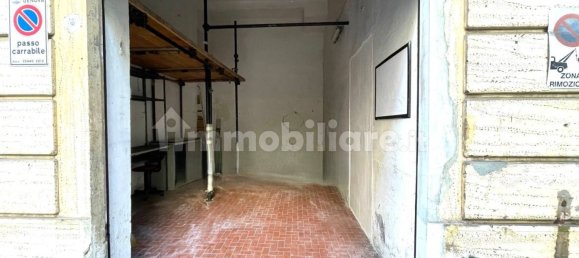 25m² Garage in Genoa, Italy No. 210984 2