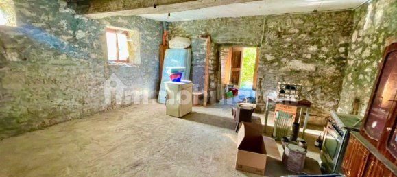 2 bedrooms House in Corte Brugnatella, Italy No. 347720 25