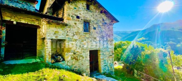 2 bedrooms House in Corte Brugnatella, Italy No. 347720 9