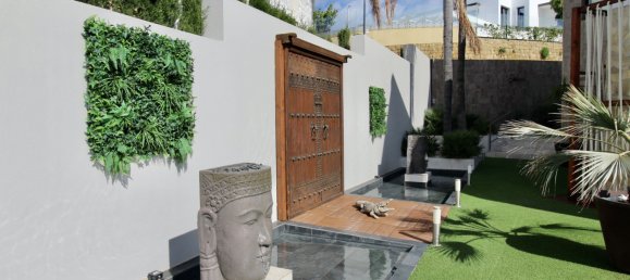 4 bedrooms House in Estepona, Spain No. 44446 10