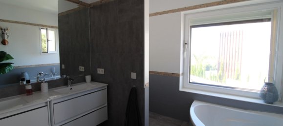 4 bedrooms House in Estepona, Spain No. 44446 28