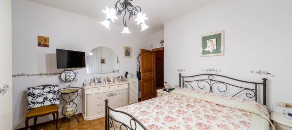 Apartamento de 4 dormitorios en Rimini, Italy No. 319341 18