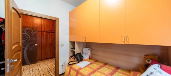 Apartamento de 4 dormitorios en Rimini, Italy No. 319341 15