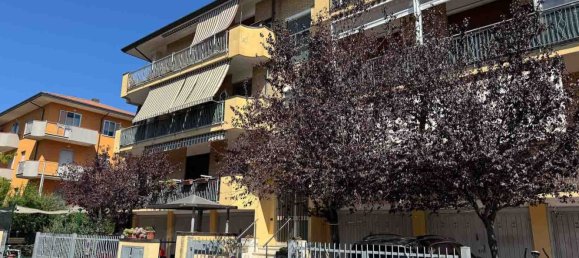Apartamento de 4 dormitorios en Rimini, Italy No. 319341 36